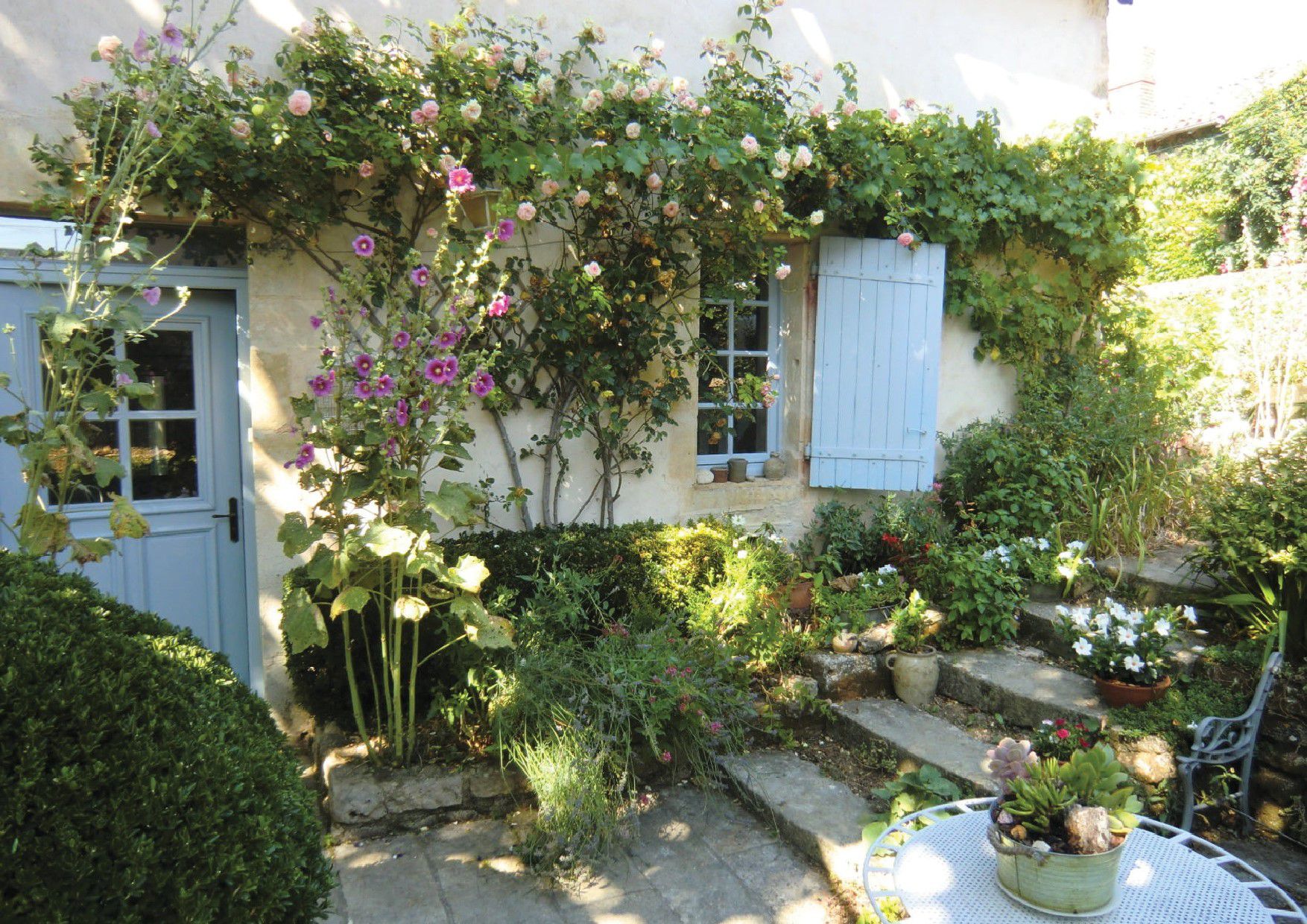 aphoto entrée 1.html compressed JPEG copie copie