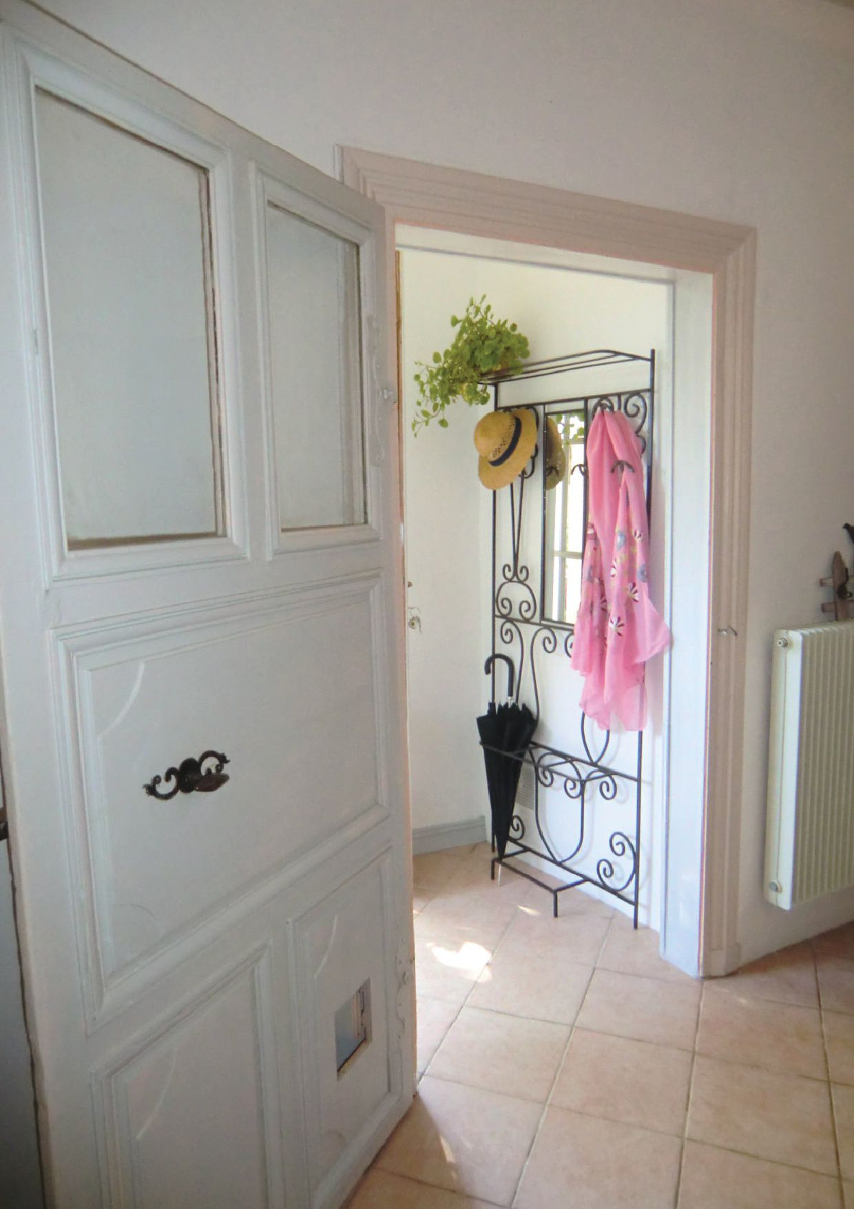 bvue sur porte manteau compressed JPEG