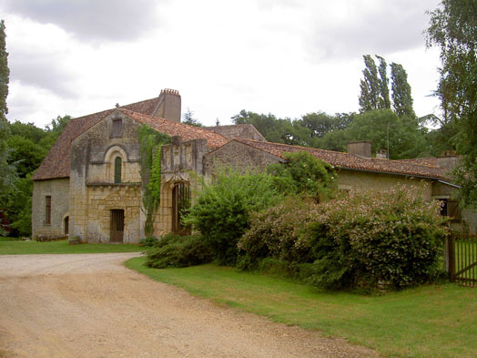prieuré Availles